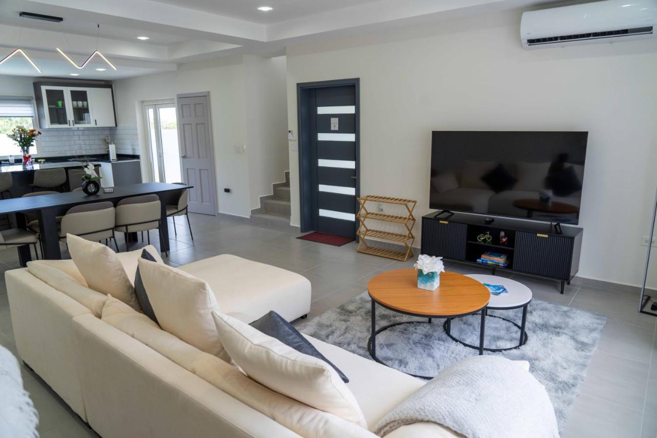 Spacious 3Br Home With Own Private Cozy Pool Koolbaai Exterior foto